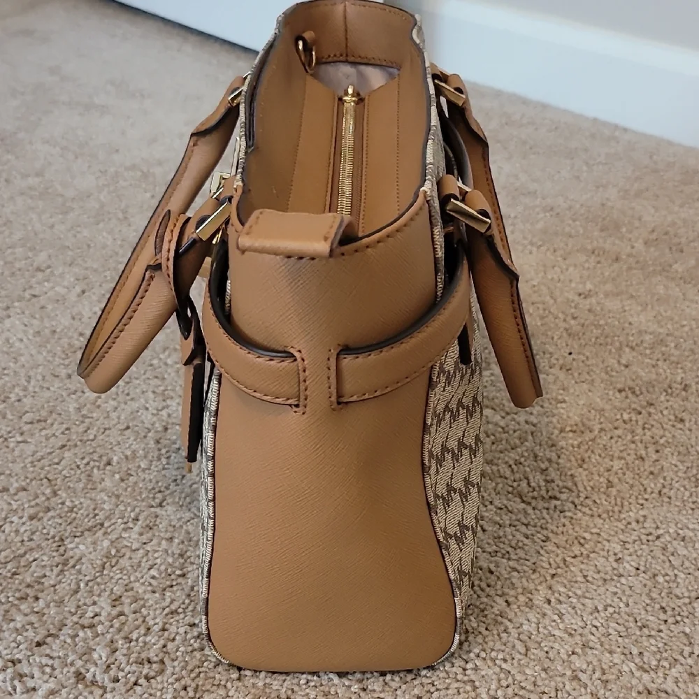 SOLD Michael Kors Hamilton Satchel/Bag/Purse Tan and Brown Satchel NWOT - Picture 2 of 15
